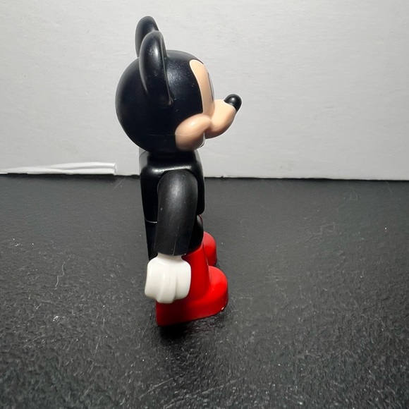 Lego Duplo Disney Mickey Mouse Figure - Picture 7 of 7